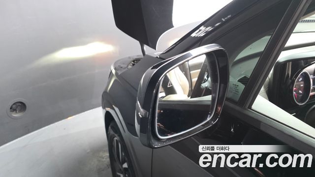 Kia Canival 2023 — photo 28