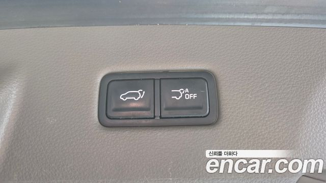 Kia Canival 2023 — photo 41