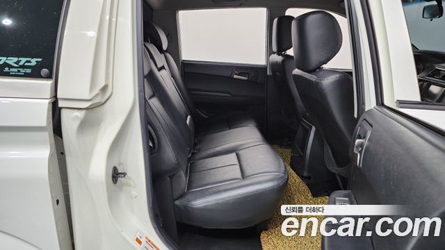 KG Mobility KORANDO 2016 — photo 17