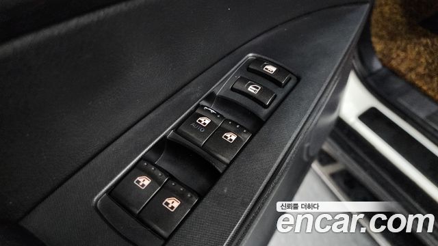KG Mobility KORANDO 2016 — photo 21