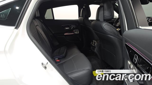 Mercedes-Benz GLC-Class 2025 — photo 17