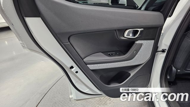 Polestar Polestar 2 2024 — photo 15