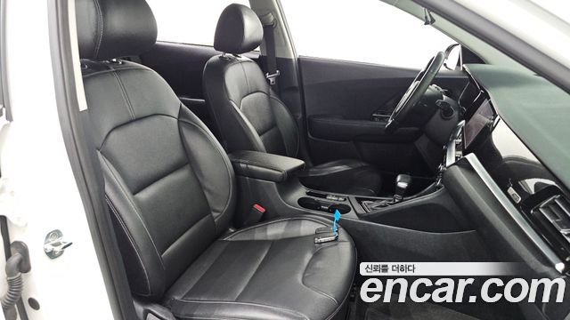 Kia Niro 2022 — photo 16