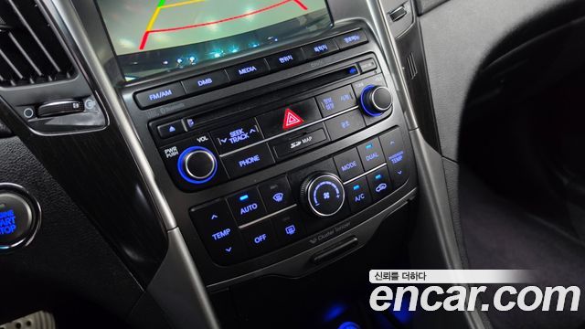 Hyundai Sonata 2014 — photo 15