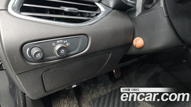 Chevrolet Korea Malibu 2017 — photo 22