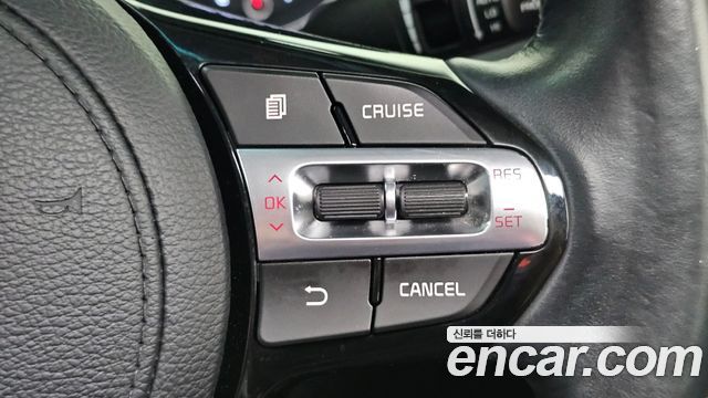 Kia K7 2018 — photo 23