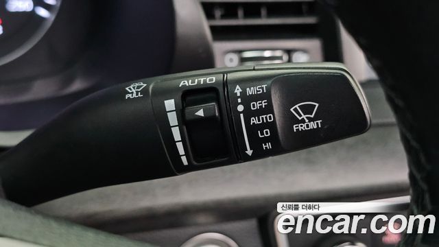 Kia K7 2018 — photo 30