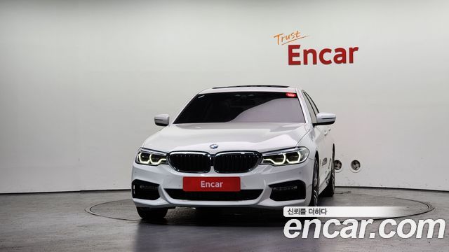 BMW 5-Series 2017 — photo 3