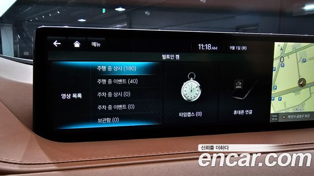 Genesis G80 2022 — photo 24