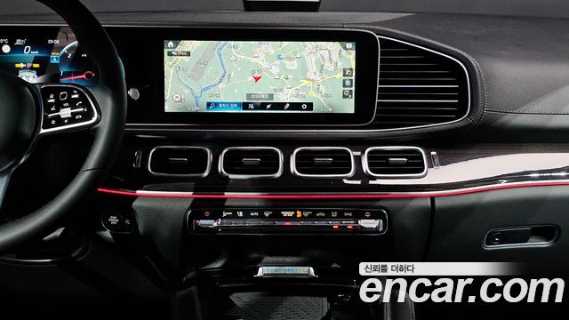 Mercedes-Benz GLE-Class 2023 — photo 20