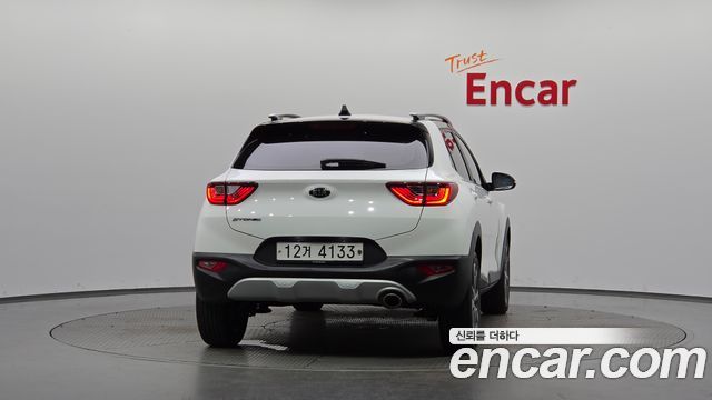 Kia Stonic 2019 — photo 4