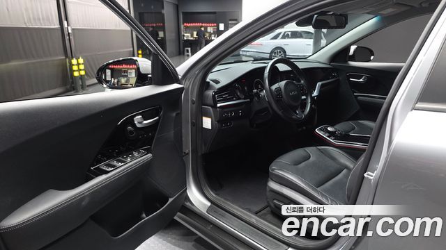 Kia Niro 2022 — photo 13