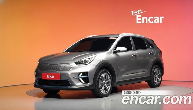 Kia Niro 2022 — photo 1