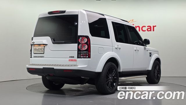 Land Rover Discovery 2016 — photo 2