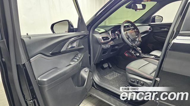 Chevrolet Korea Trailblazer 2022 — photo 13