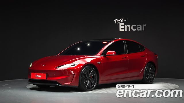 Tesla Model 3 2024 — photo 1