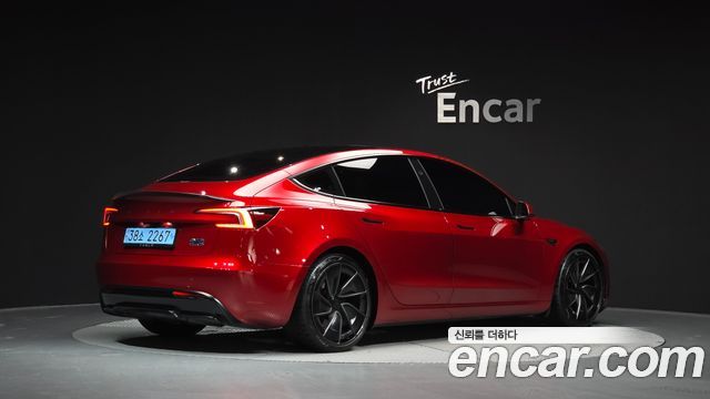 Tesla Model 3 2024 — photo 2