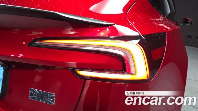 Tesla Model 3 2024 — photo 9