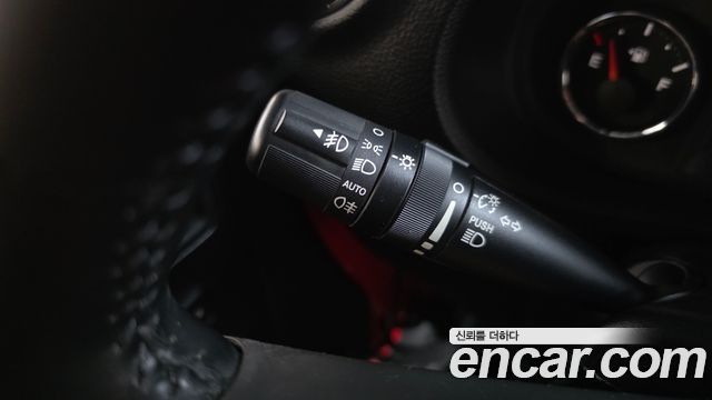 Jeep Wrangler 2012 — photo 29