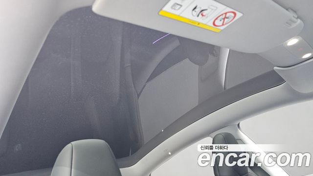 Tesla Model Y 2025 — photo 25