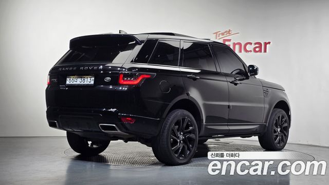 Land Rover Range Rover Sport 2018 — photo 2