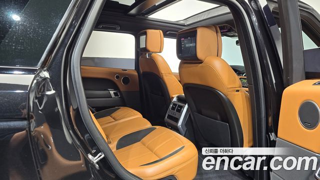 Land Rover Range Rover Sport 2018 — photo 17