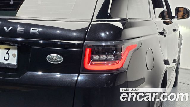 Land Rover Range Rover Sport 2018 — photo 9