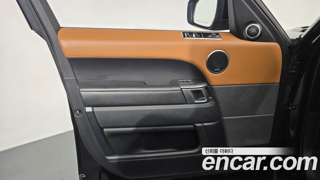 Land Rover Range Rover Sport 2018 — photo 14
