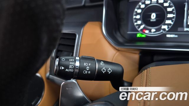 Land Rover Range Rover Sport 2018 — photo 35