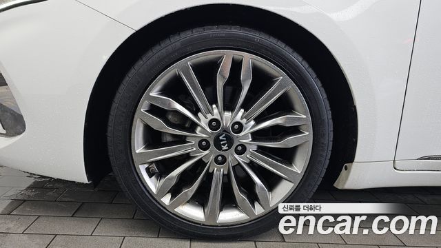 Kia K7 2020 — photo 5