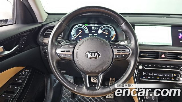 Kia K7 2020 — photo 13