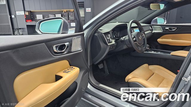 Volvo S60 2020 — photo 13