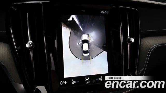 Volvo S60 2020 — photo 21