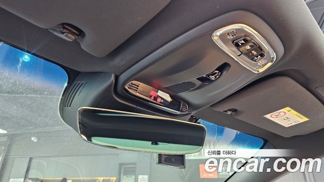 Volvo S60 2020 — photo 35