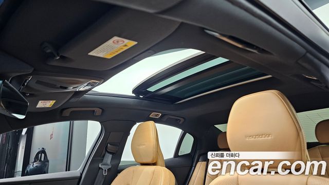Volvo S60 2020 — photo 36