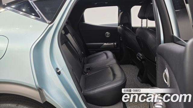 Genesis GV60 2022 — photo 17