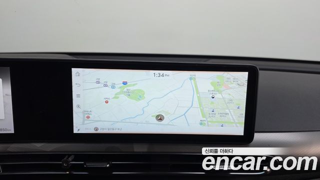 Genesis GV60 2022 — photo 20