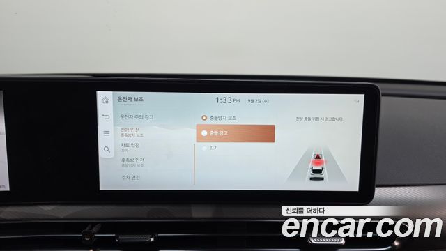 Genesis GV60 2022 — photo 23