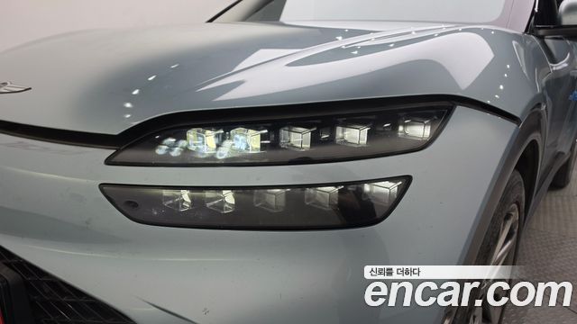 Genesis GV60 2022 — photo 8