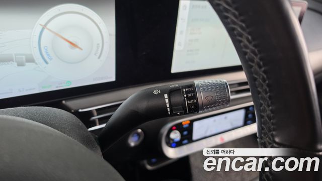 Genesis GV60 2022 — photo 35