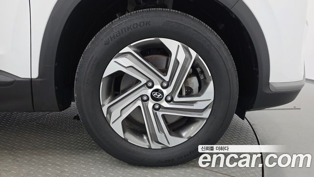 Hyundai Santafe 2023 — photo 7