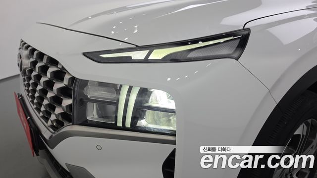Hyundai Santafe 2023 — photo 8