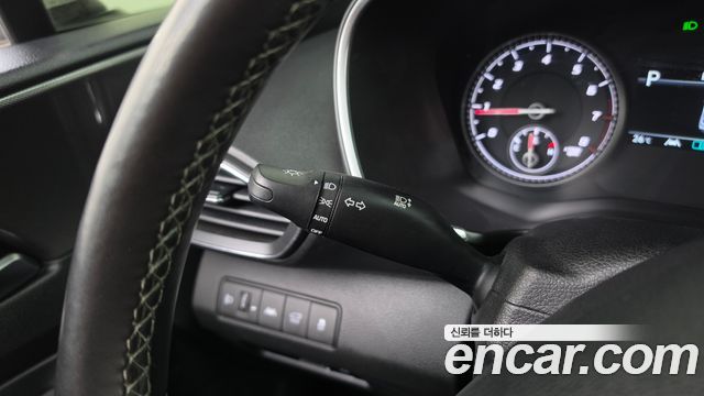 Hyundai Santafe 2023 — photo 28