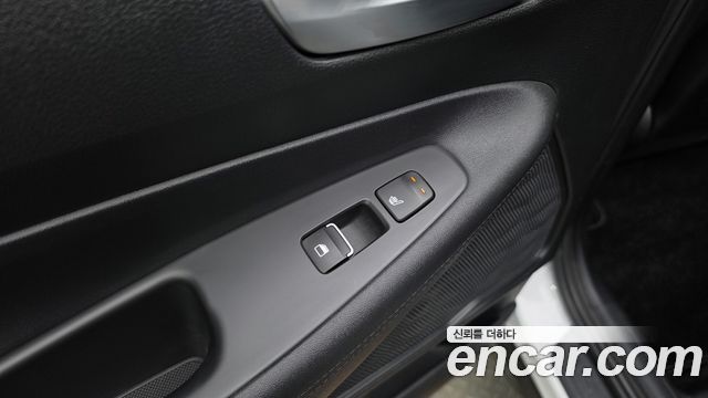 Hyundai Santafe 2023 — photo 33