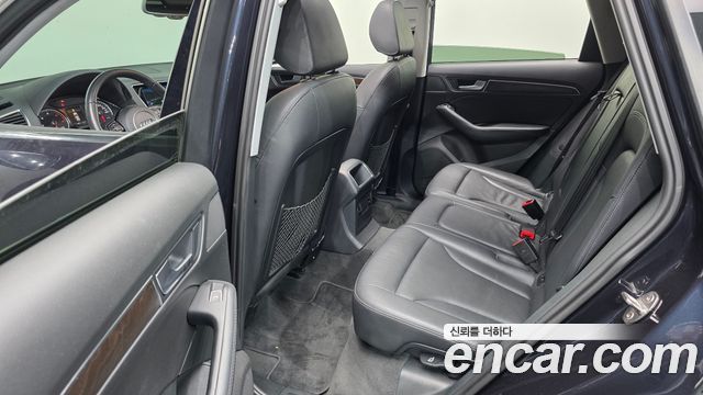 Audi Q5 2016 — photo 12