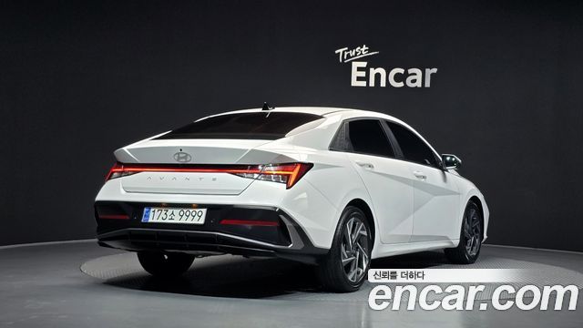 Hyundai AVANTE 2024 — photo 2