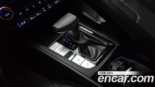 Hyundai AVANTE 2024 — photo 9