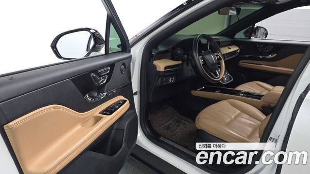 Lincoln Corsair 2021 — photo 13
