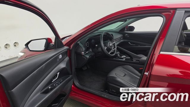 Hyundai AVANTE 2024 — photo 13