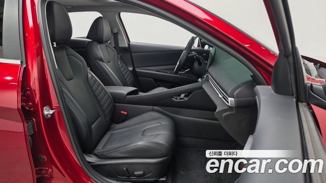 Hyundai AVANTE 2024 — photo 18